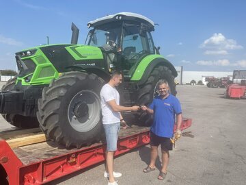 Вітаємо підприємство з Вінничини з придбанням нового трактора Deutz-Fahr, Agrotron 6205G